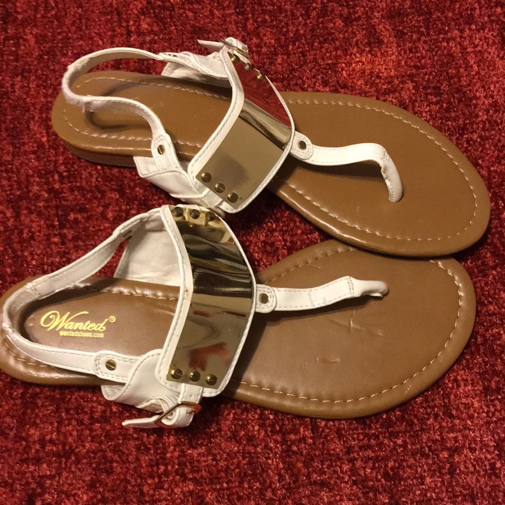 Ladies sandals